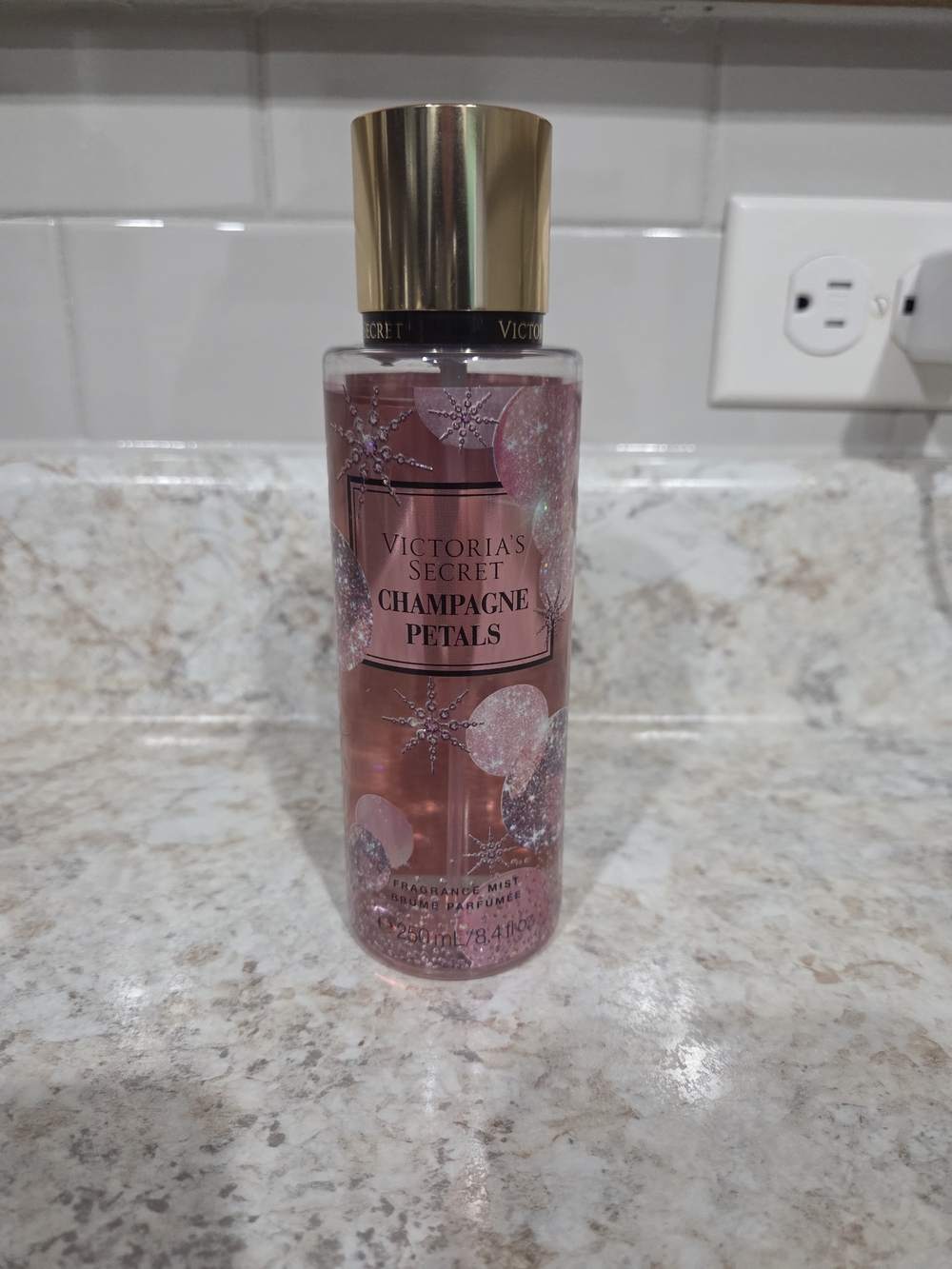 Victoria's Secret Champagne Petals Fragrance Mist